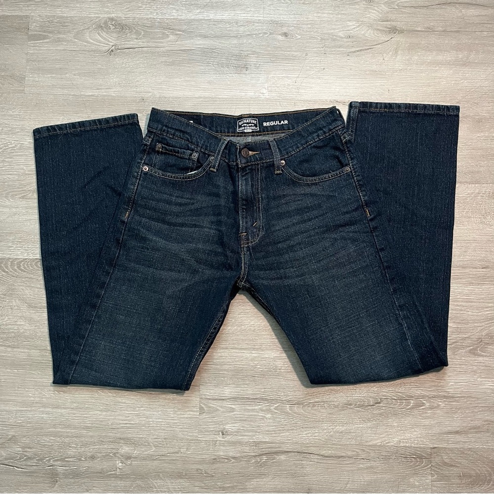 Signature by Levi Strauss & CO. Regular Blue Jeans - W29” X L30”